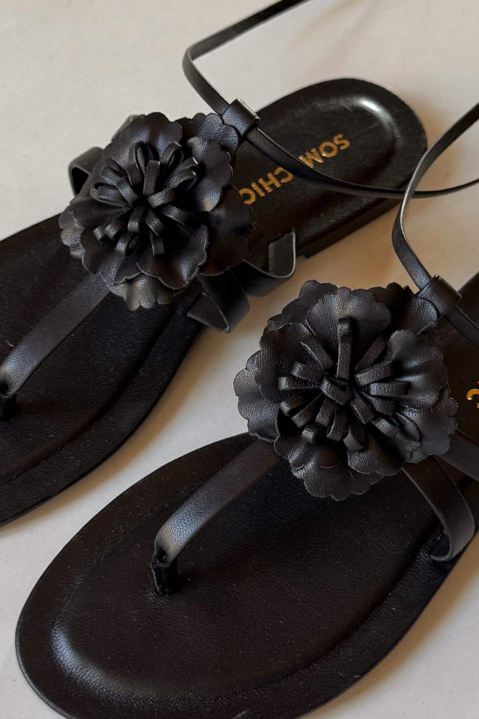Mila Sandals Black - SOMECHIC