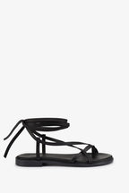Cali Sandals - Black - SOMECHIC